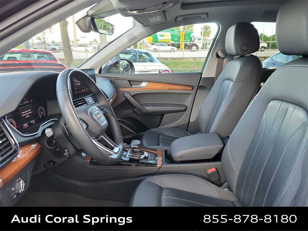 Thumbnail: 2023 Audi Q5 - 19