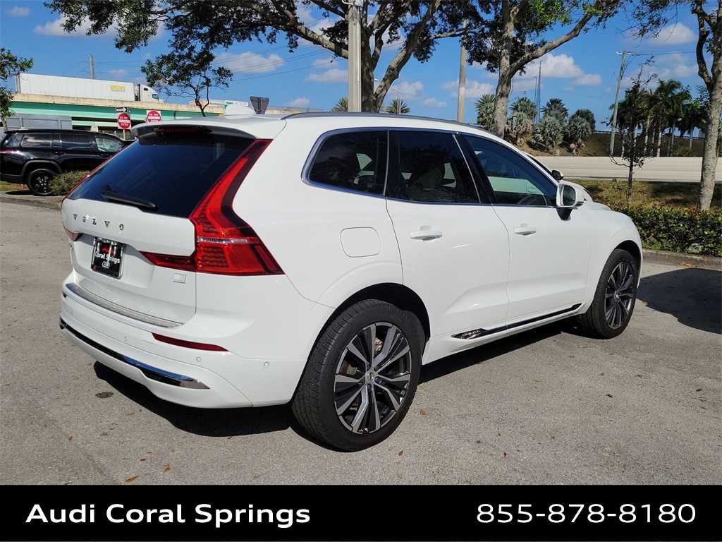 Thumbnail: 2022 Volvo XC60 - 8