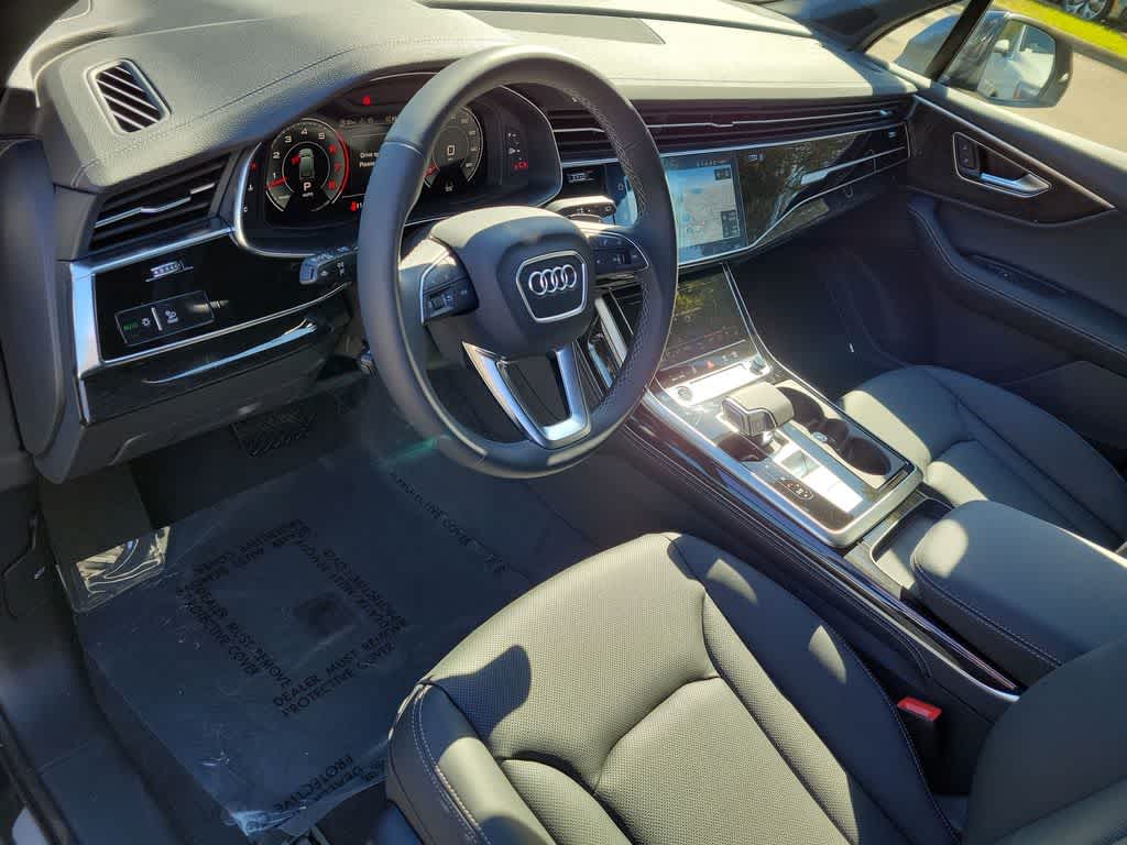 Thumbnail: 2026 Audi Q7 - 10