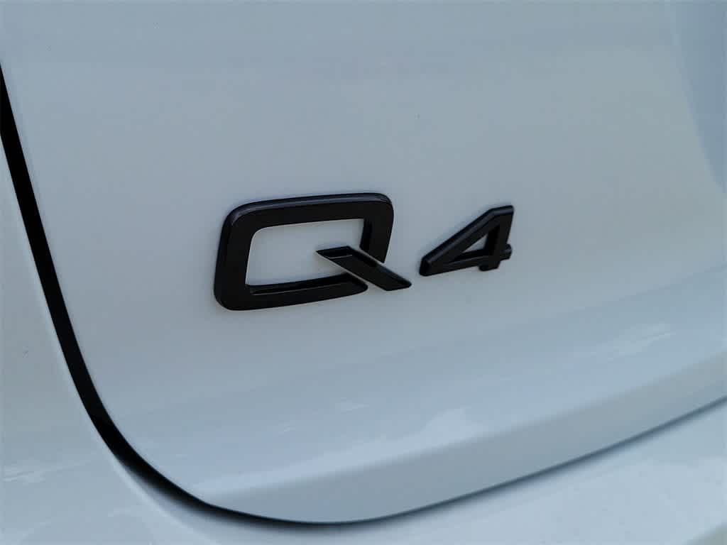 Thumbnail: 2026 Audi Q4 e-tron - 7