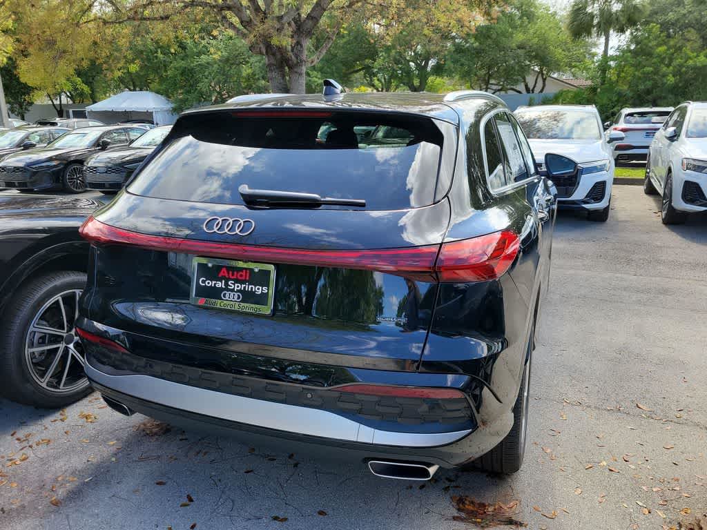 Thumbnail: 2026 Audi Q5 - 11