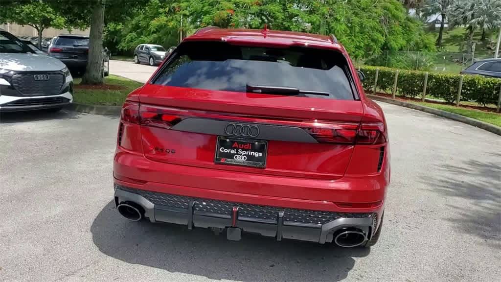 Thumbnail: 2025 Audi RS Q8 - 7