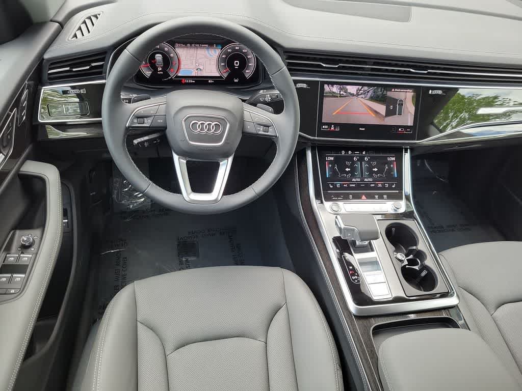 Thumbnail: 2026 Audi Q8 - 18