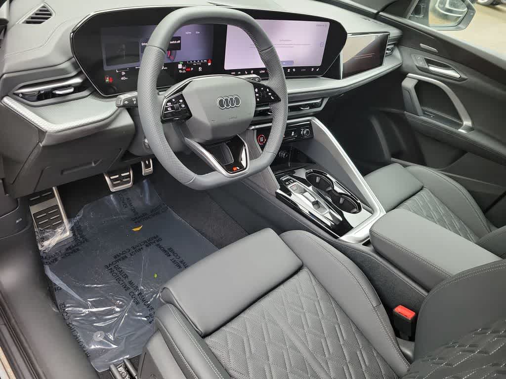 Thumbnail: 2026 Audi SQ5 - 10