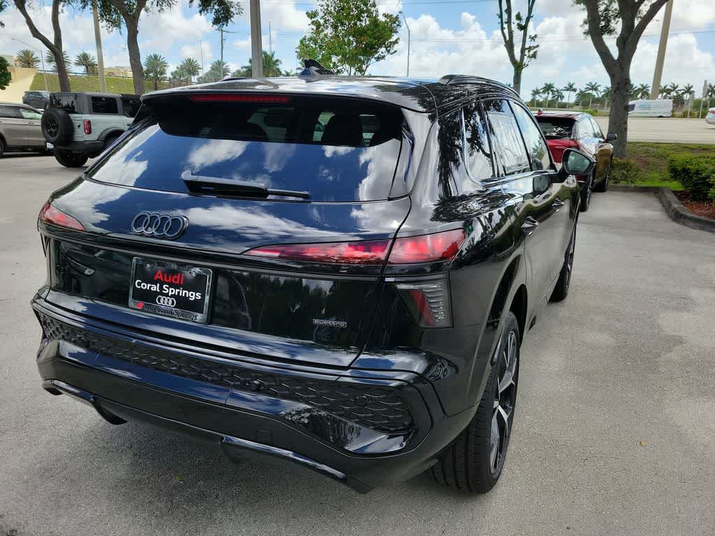 Thumbnail: 2026 Audi Q3 - 8