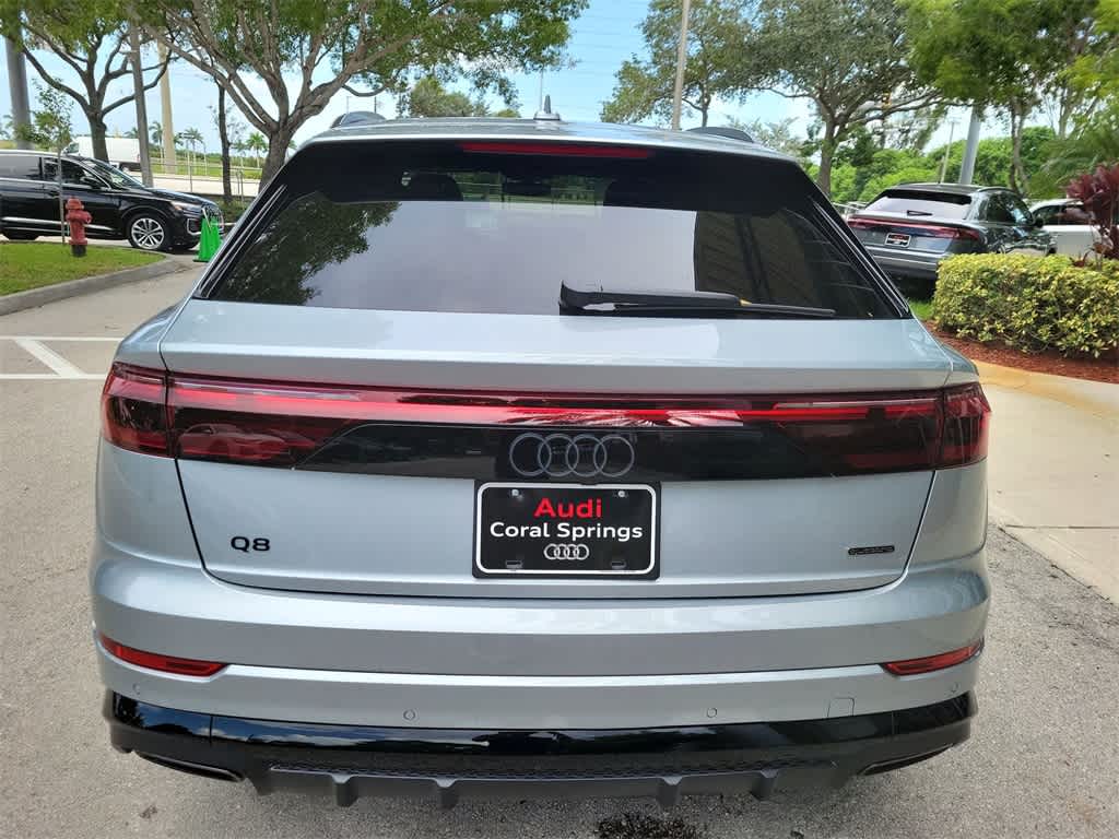 Thumbnail: 2025 Audi Q8 - 13