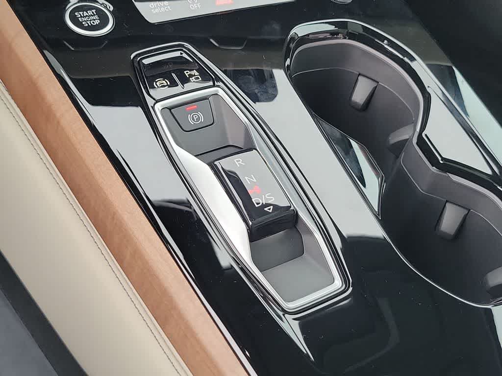 Thumbnail: 2025 Audi A5 - 25