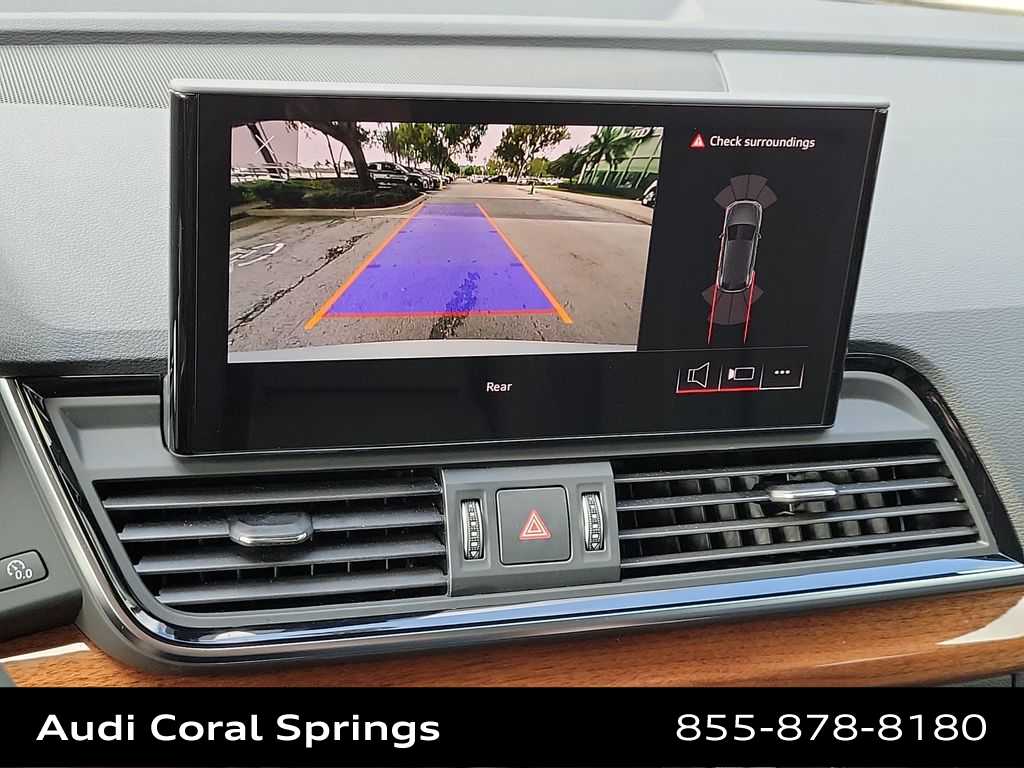 Thumbnail: 2023 Audi Q5 - 24