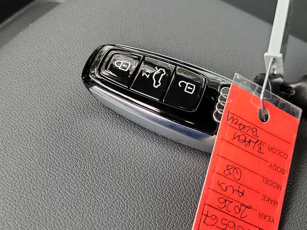 Thumbnail: 2026 Audi Q8 - 20