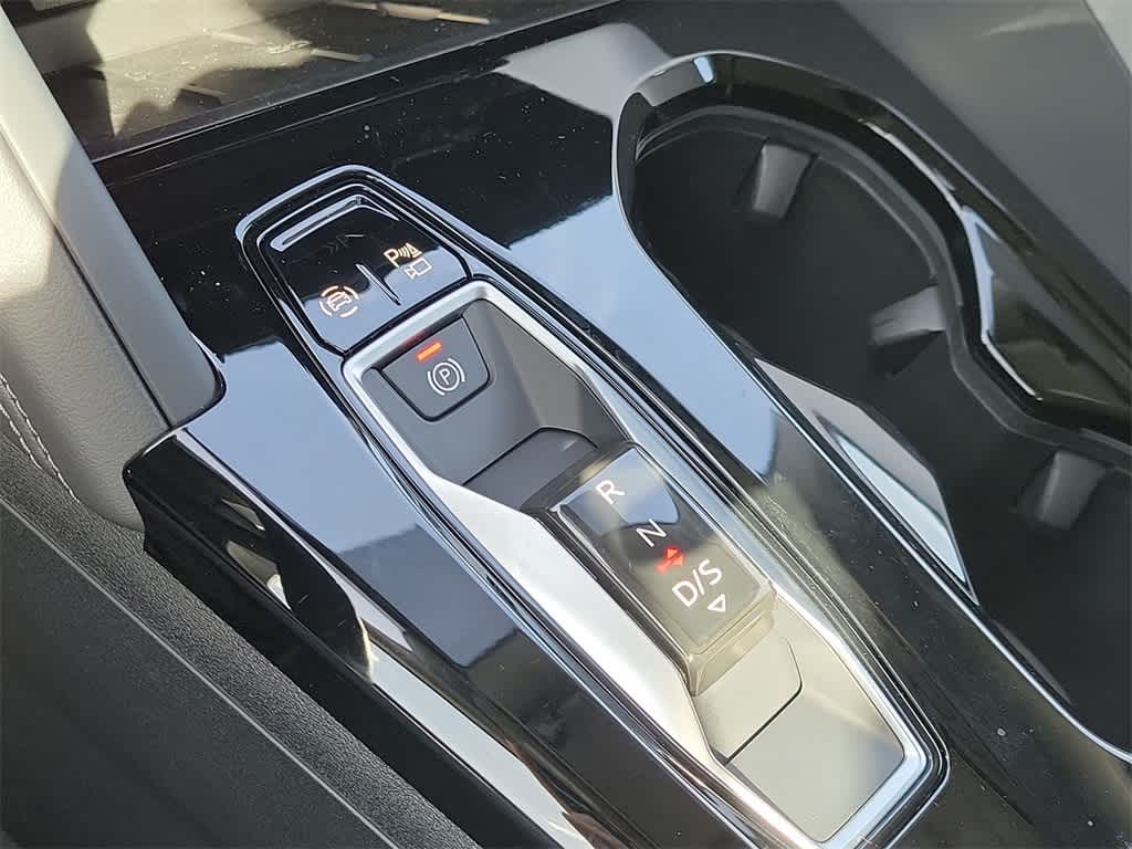 Thumbnail: 2025 Audi Q5 - 25