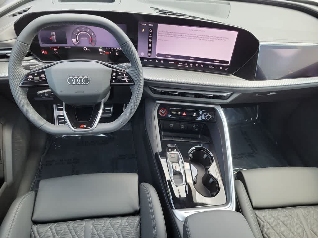 Thumbnail: 2026 Audi SQ5 - 18