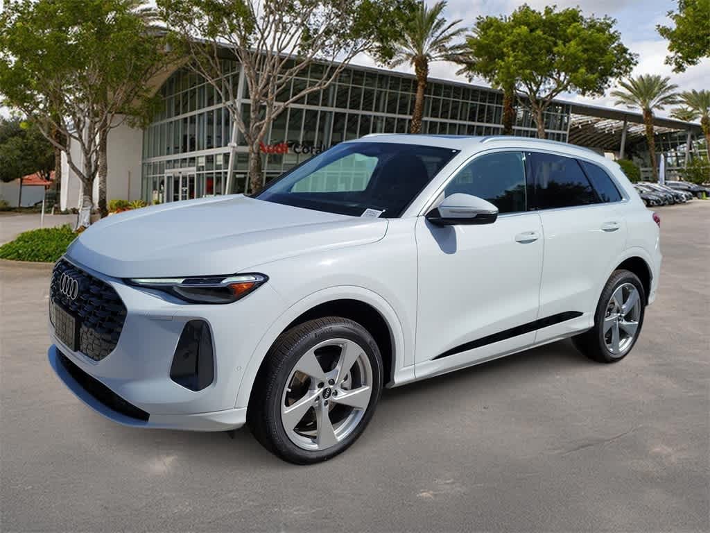 Thumbnail: 2025 Audi Q5 - 1