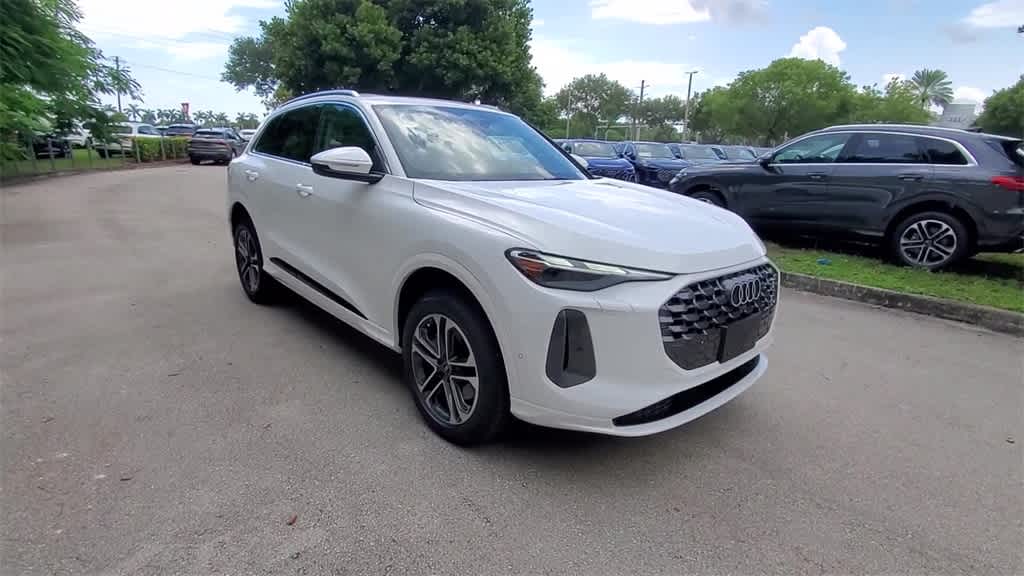 Thumbnail: 2025 Audi Q5 - 2