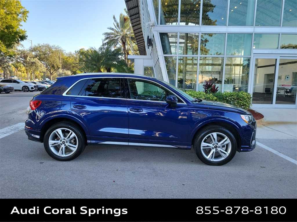 Thumbnail: 2022 Audi Q3 - 9