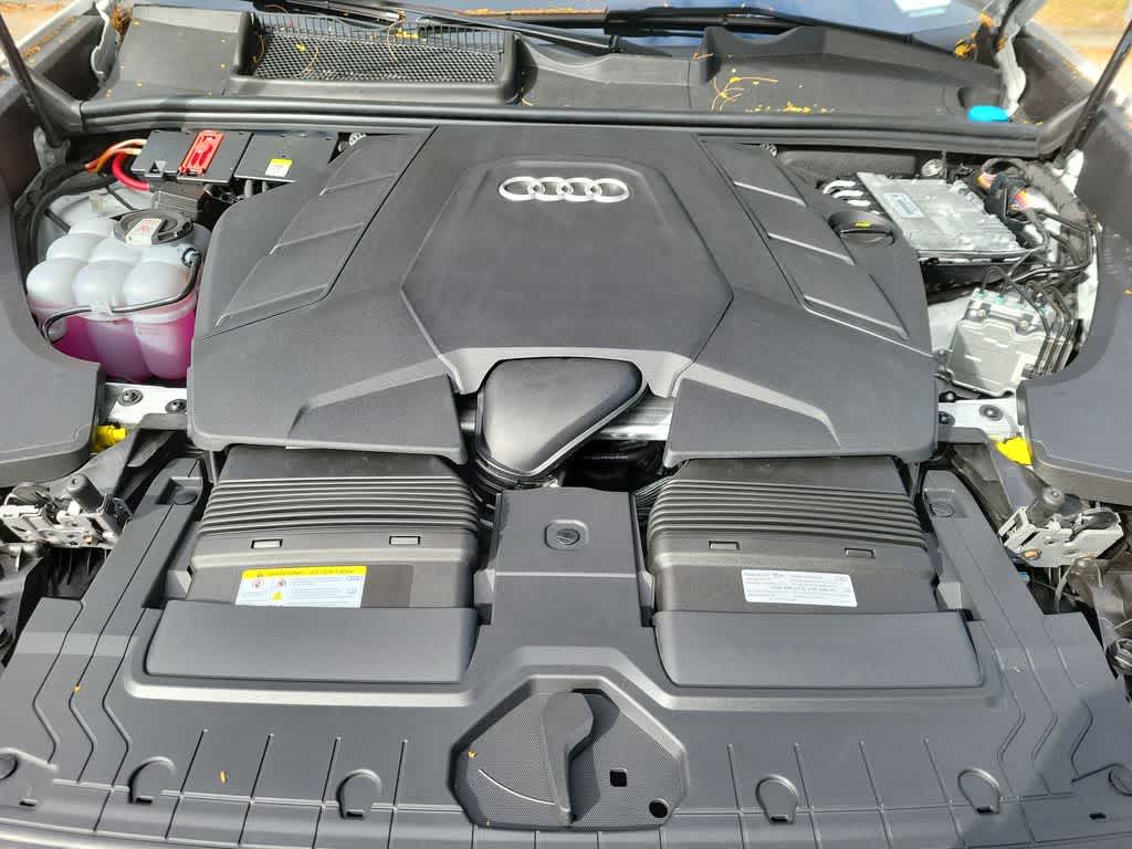 Thumbnail: 2026 Audi Q8 - 17