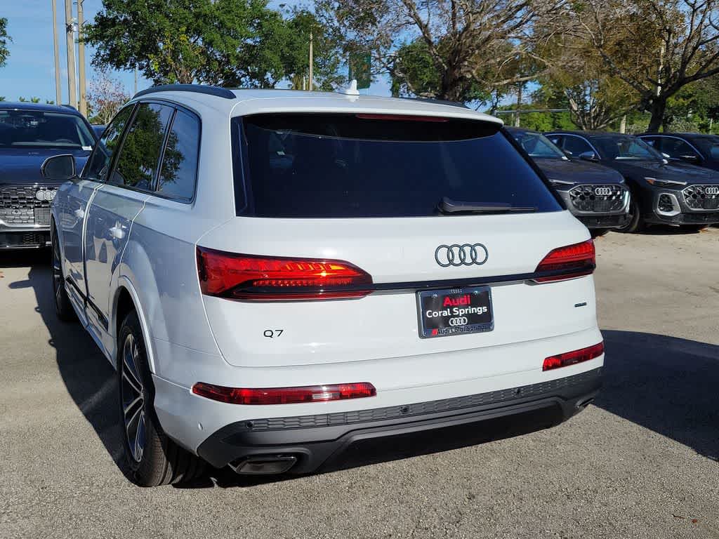 Thumbnail: 2026 Audi Q7 - 6
