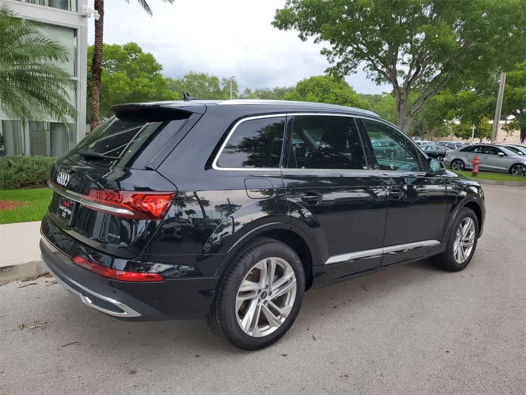 2022 Audi Q7 Premium Plus 8