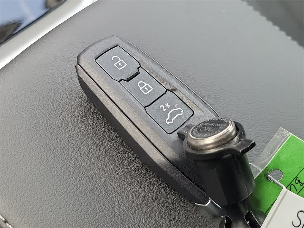 Thumbnail: 2025 Audi Q5 - 20