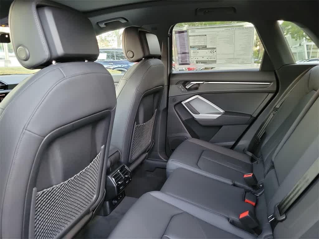 Thumbnail: 2025 Audi Q3 - 20