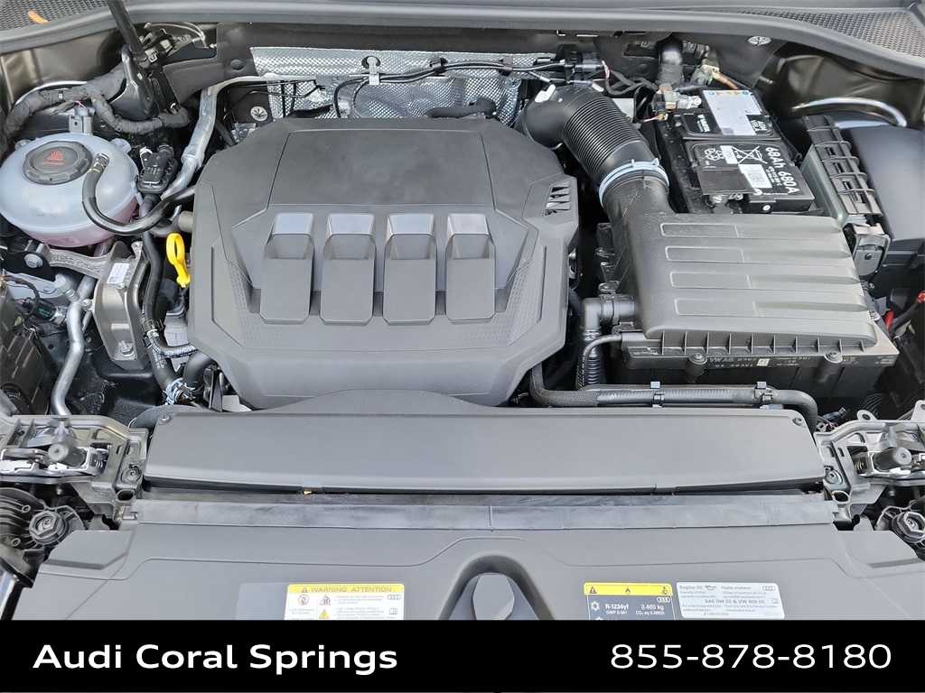 Thumbnail: 2025 Audi Q3 - 9