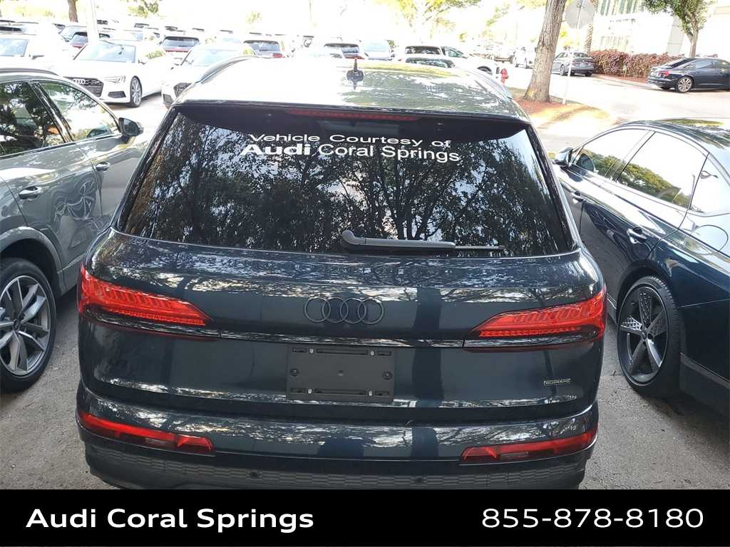 Thumbnail: 2025 Audi Q7 - 16