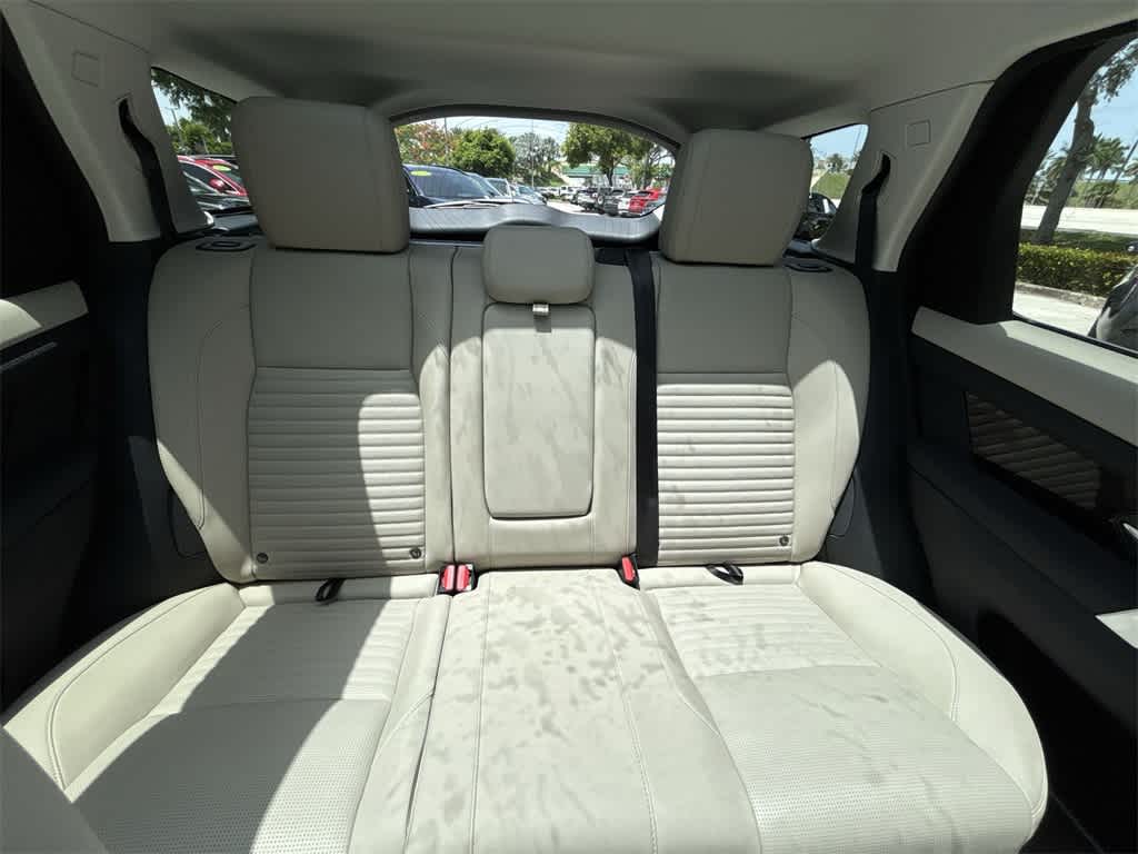 2024 Land Rover Discovery Sport S 13