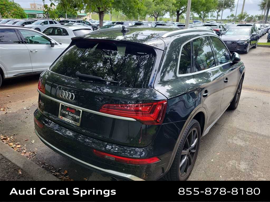 Thumbnail: 2022 Audi SQ5 - 11