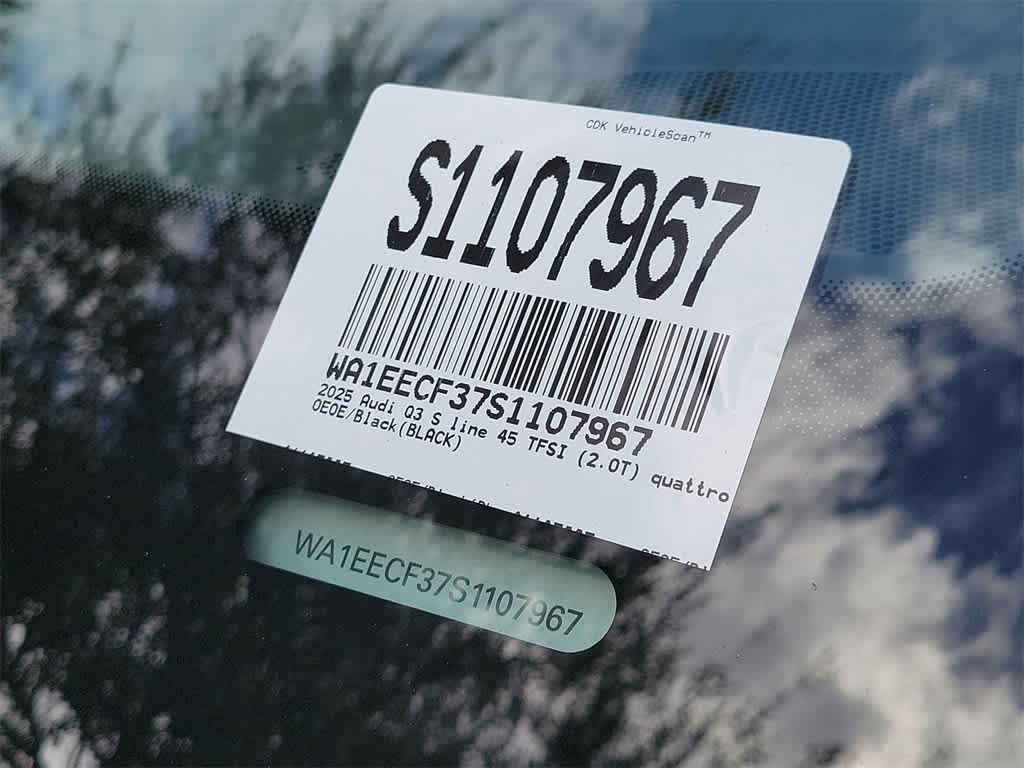 Thumbnail: 2025 Audi Q3 - 21