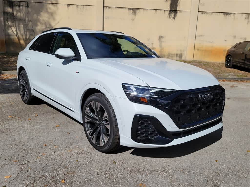 Thumbnail: 2026 Audi Q8 - 2