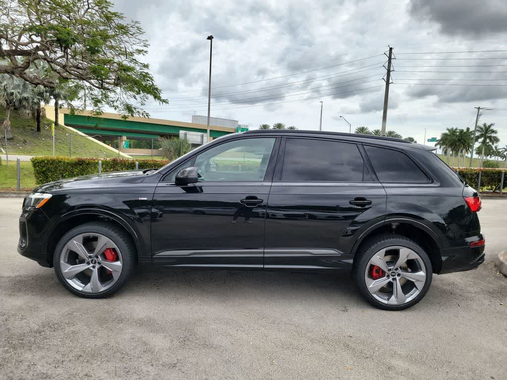 Thumbnail: 2026 Audi Q7 - 11