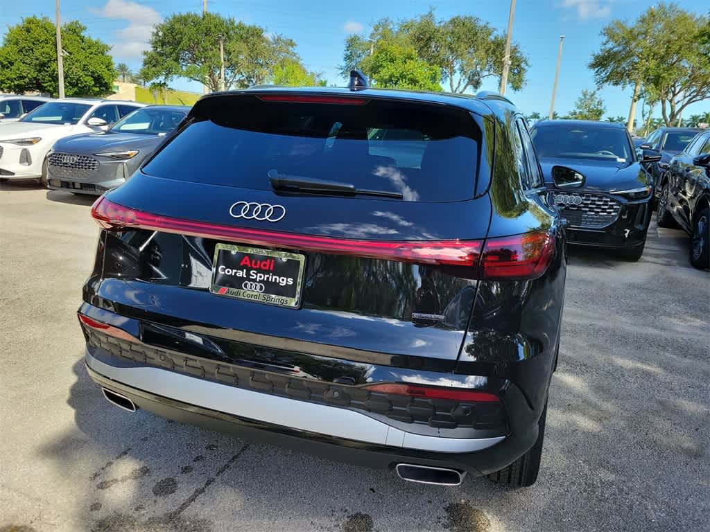 Thumbnail: 2025 Audi Q5 - 4