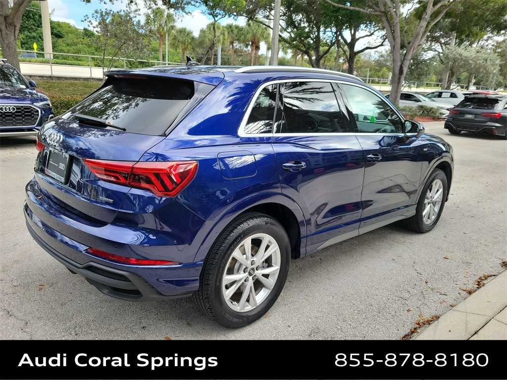 Thumbnail: 2025 Audi Q3 - 8