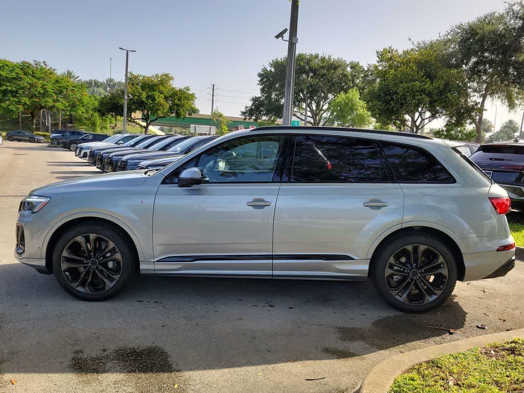 Thumbnail: 2026 Audi Q7 - 3