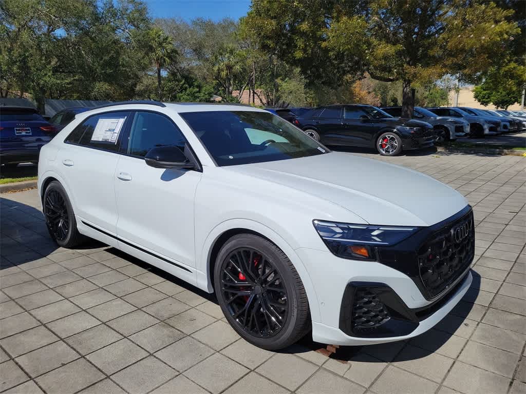 Thumbnail: 2026 Audi SQ8 - 14