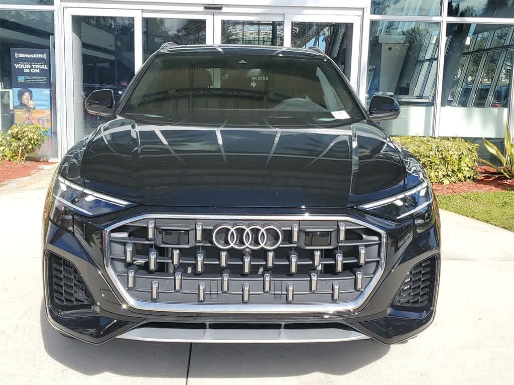 Thumbnail: 2025 Audi Q8 - 3