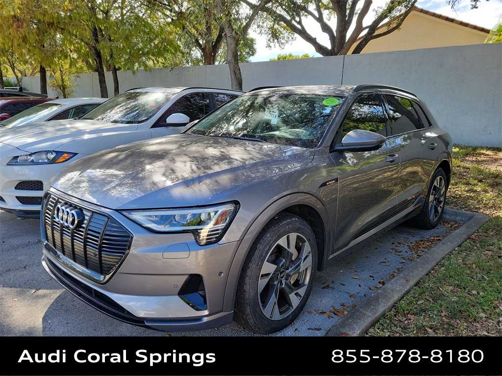 Thumbnail: 2021 Audi e-tron - 6