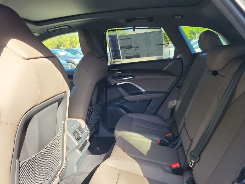 Thumbnail: 2025 Audi Q5 - 20