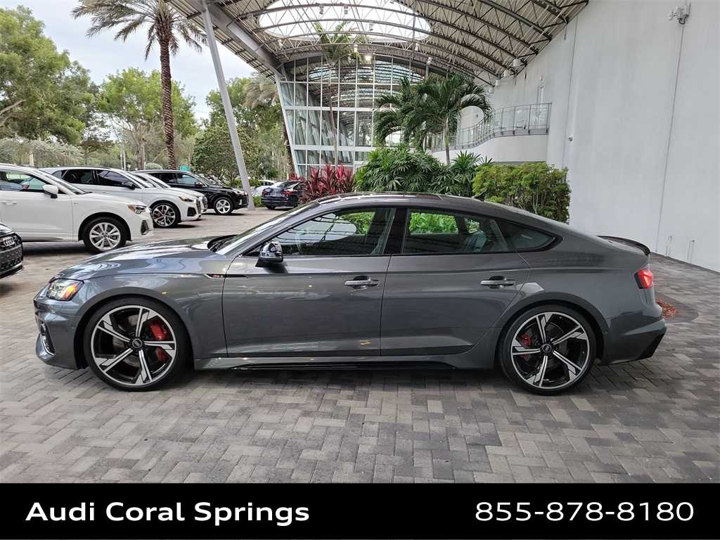 Thumbnail: 2021 Audi RS 5 - 5