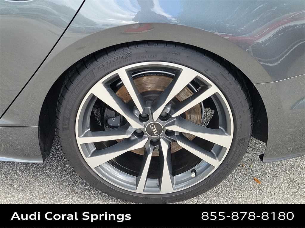 Thumbnail: 2023 Audi S5 - 16