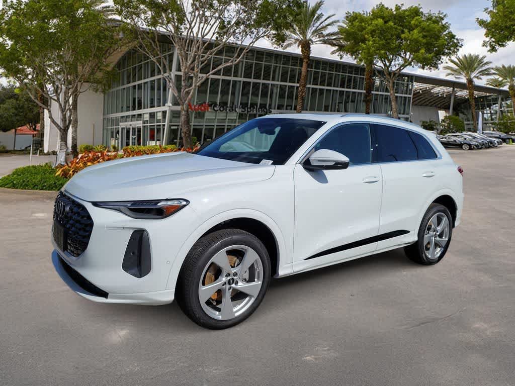 Thumbnail: 2025 Audi Q5 - 1