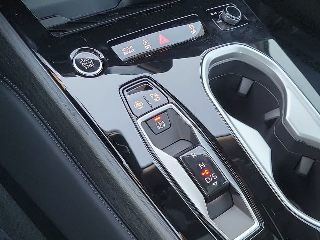 Thumbnail: 2026 Audi A6 - 25