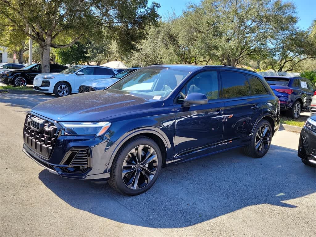 Thumbnail: 2026 Audi Q7 - 4