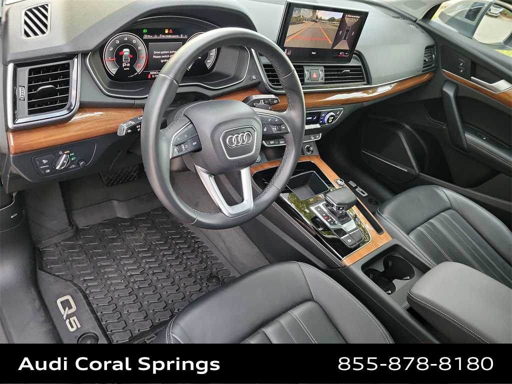 Thumbnail: 2023 Audi Q5 - 10