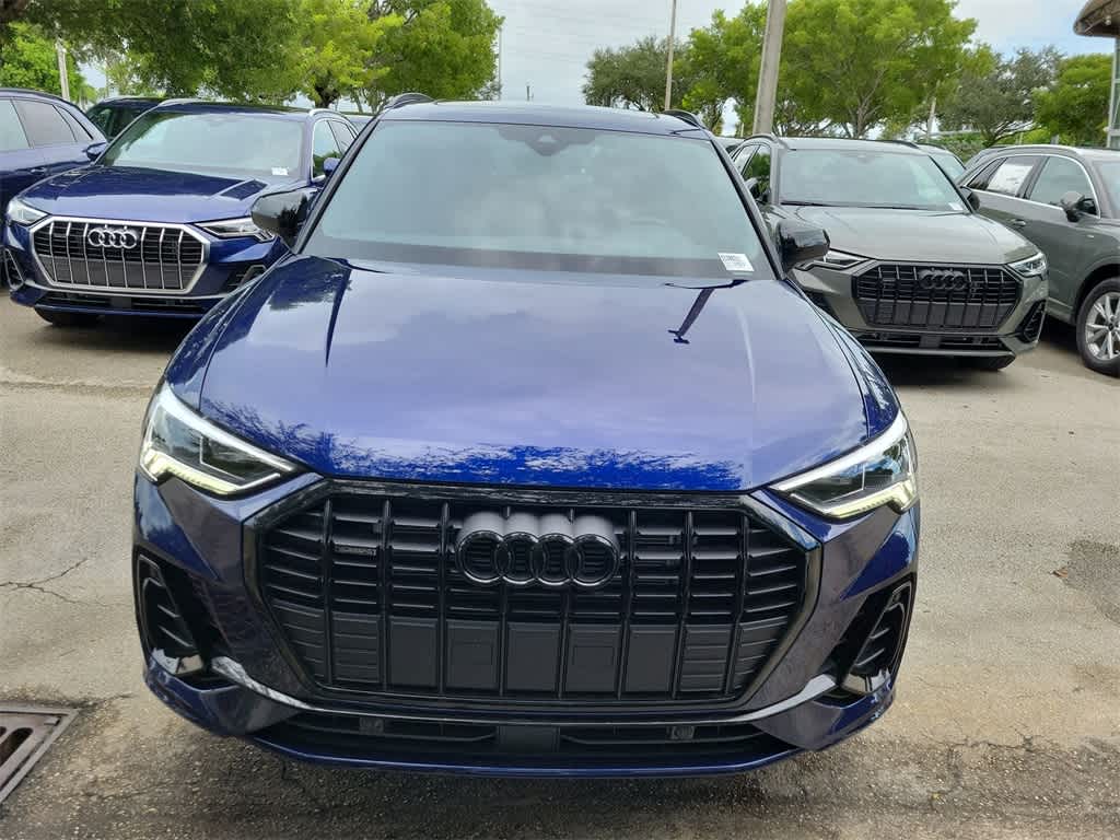 Thumbnail: 2025 Audi Q3 - 6