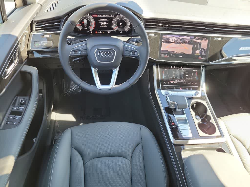 Thumbnail: 2026 Audi Q7 - 10