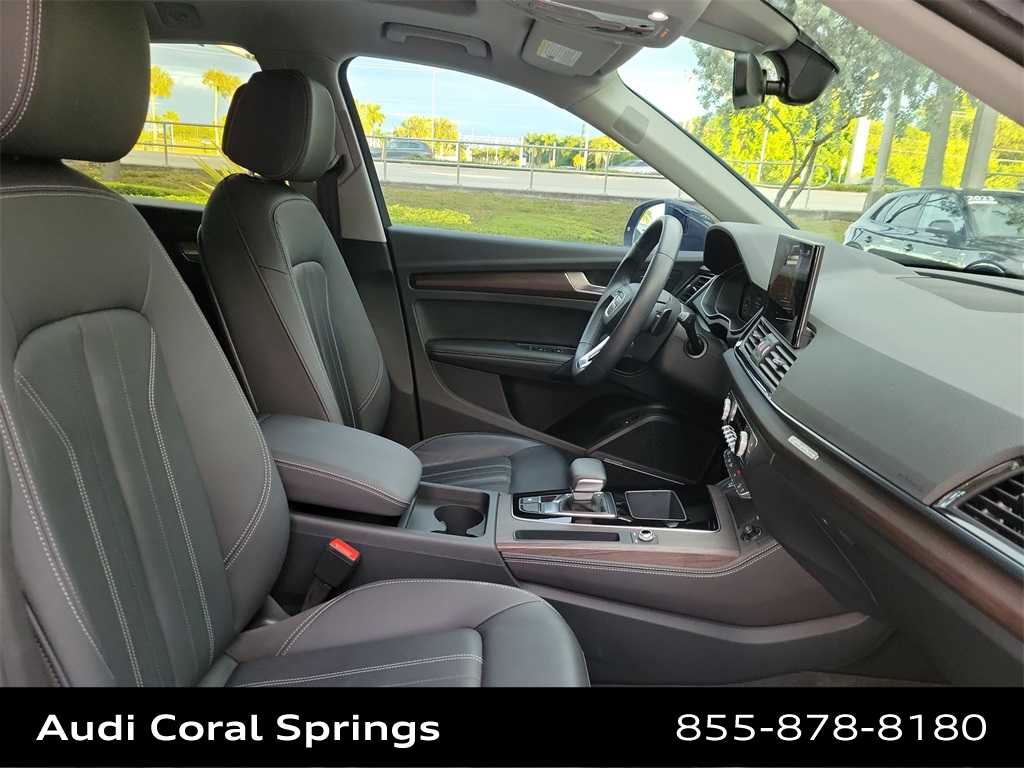 Thumbnail: 2023 Audi Q5 - 22