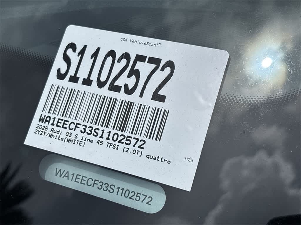 Thumbnail: 2025 Audi Q3 - 34