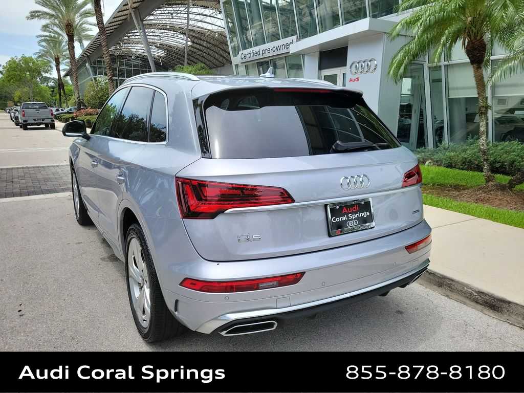Thumbnail: 2022 Audi Q5 - 6