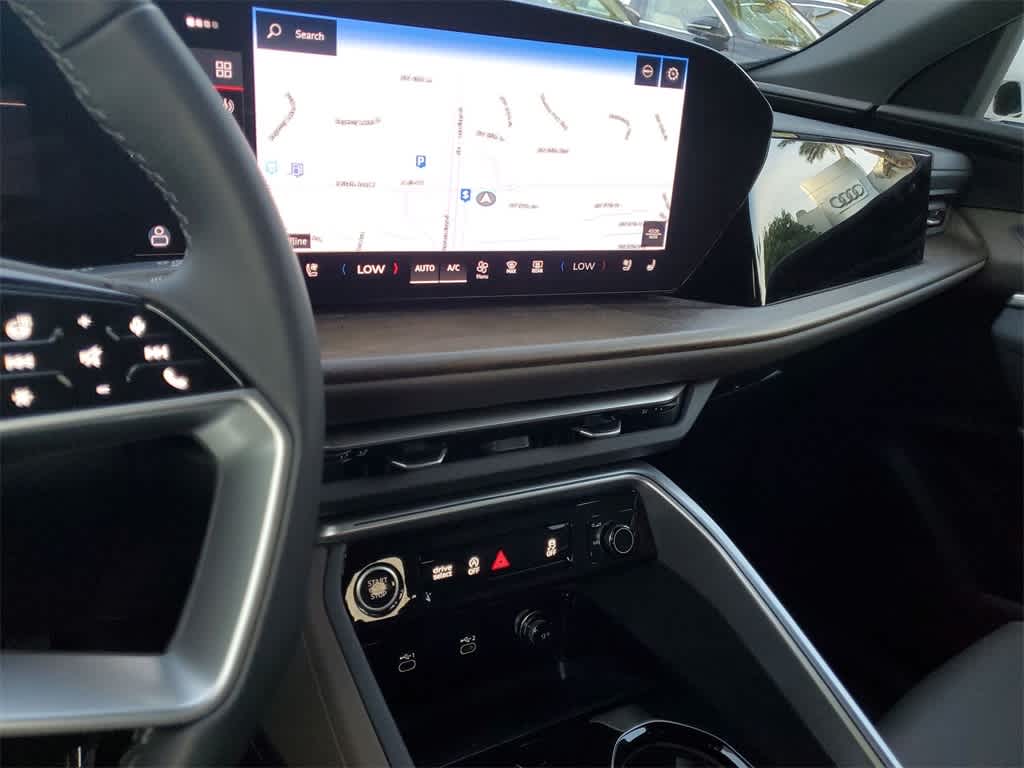 Thumbnail: 2025 Audi Q5 - 16