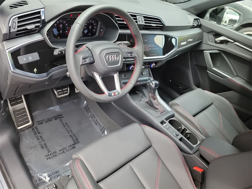 Thumbnail: 2025 Audi Q3 - 10